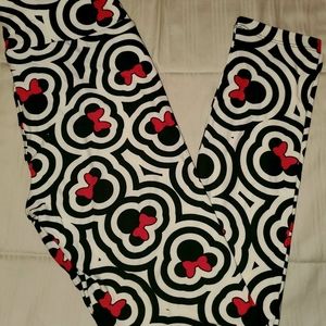 LuLaRoe NWOT OS Disney Leggings